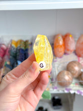 Load image into Gallery viewer, Golden Healer Freeforms
