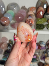 Load image into Gallery viewer, Quartzy Pastel Carnelian Eggie
