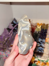 Load image into Gallery viewer, Orca Agate Flame (Parallax)
