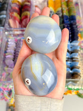 Load image into Gallery viewer, Orca Agate Palms
