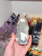 Load image into Gallery viewer, Orca Agate Flame (Parallax)
