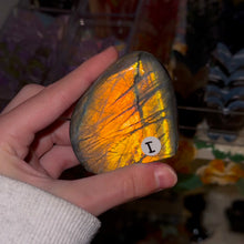 Load image into Gallery viewer, Labradorite Freeforms
