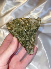 Load image into Gallery viewer, Green Sparkly Epidote from Turkey
