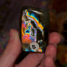 Load image into Gallery viewer, Labradorite Freeforms
