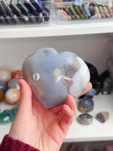 Load image into Gallery viewer, Druzy Agate Heart
