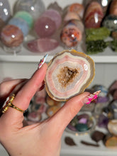 Load image into Gallery viewer, Pastel Sumarta Agate
