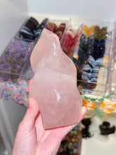 Load image into Gallery viewer, Star Rose Quartz Flame
