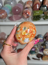 Load image into Gallery viewer, Large Carnelian Orca Agate Palm
