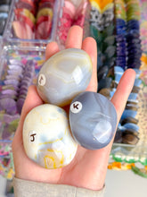 Load image into Gallery viewer, Orca Agate Palms
