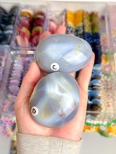 Load image into Gallery viewer, Orca Agate Palms
