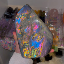 Load image into Gallery viewer, STATEMENT LABRADORITE

