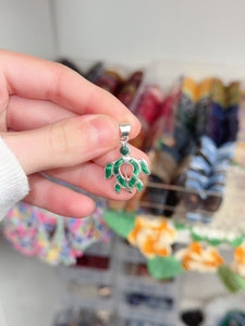 925 Malachite Turtle Pendant