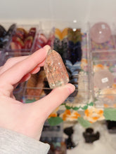 Load image into Gallery viewer, Garden Quartz Tower
