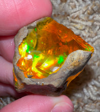 Load image into Gallery viewer, Green Ethiopian Water Opal
